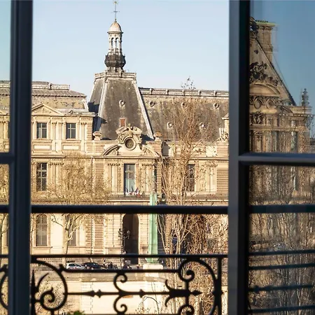 Hotel Du Quai Voltaire Parigi