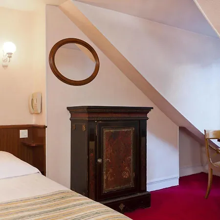 Du Quai Voltaire Hotel Paris