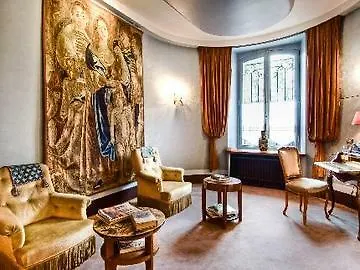 Du Quai Voltaire 4* Parigi