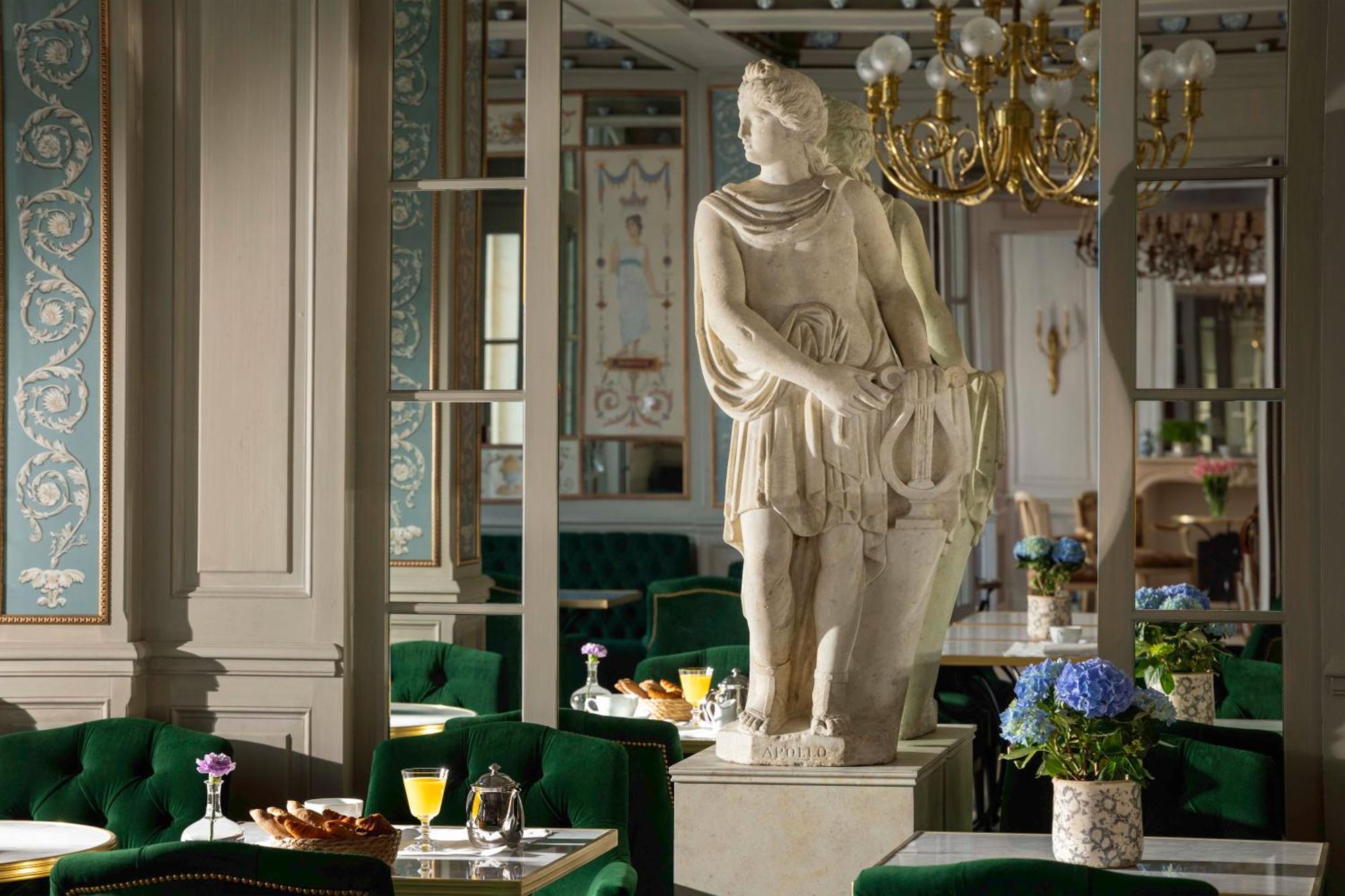 Hotel Du Quai Voltaire