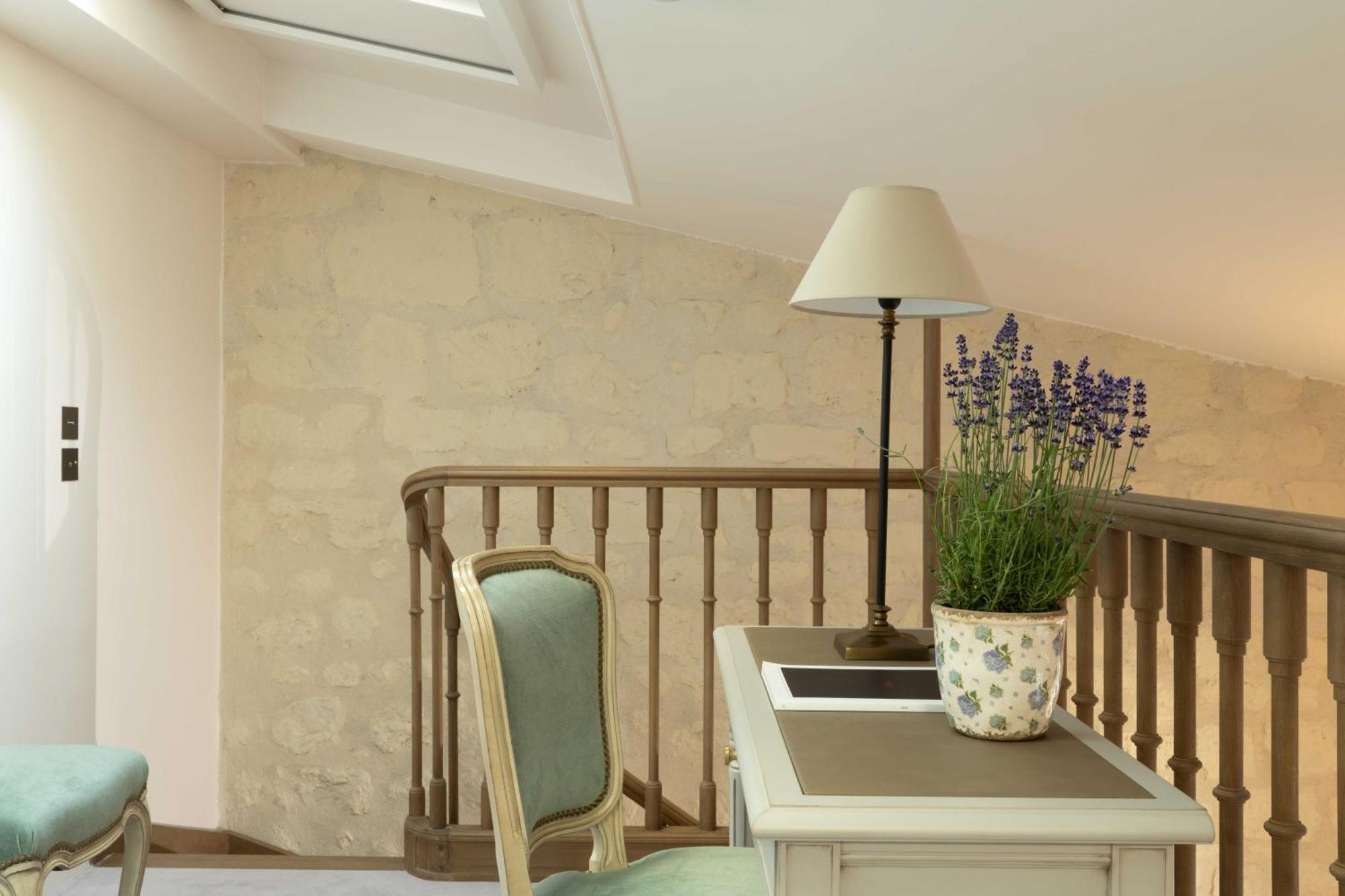 Hotel Du Quai Voltaire