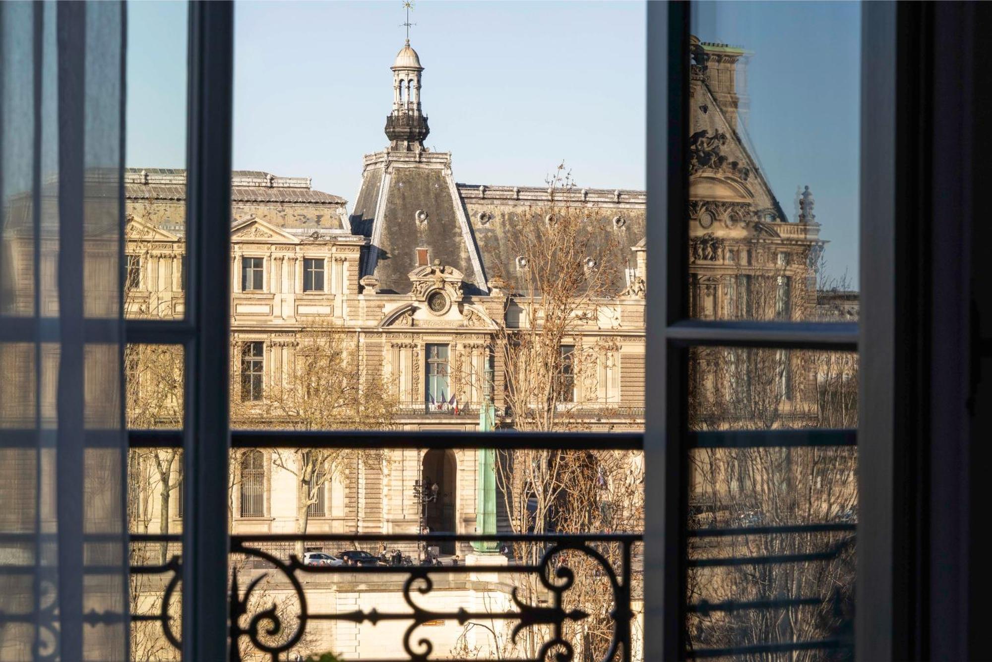Hotel Du Quai Voltaire Paris
