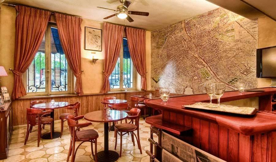 Du Quai Voltaire Hotel Paris