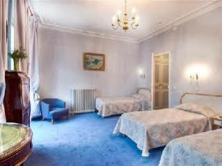 Hotel Du Quai Voltaire Paris